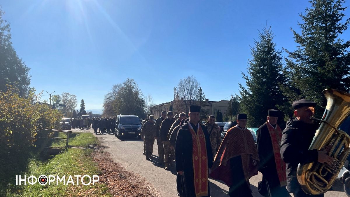 П'ядики прощалися із захисником Юрієм Мокрицьким 11