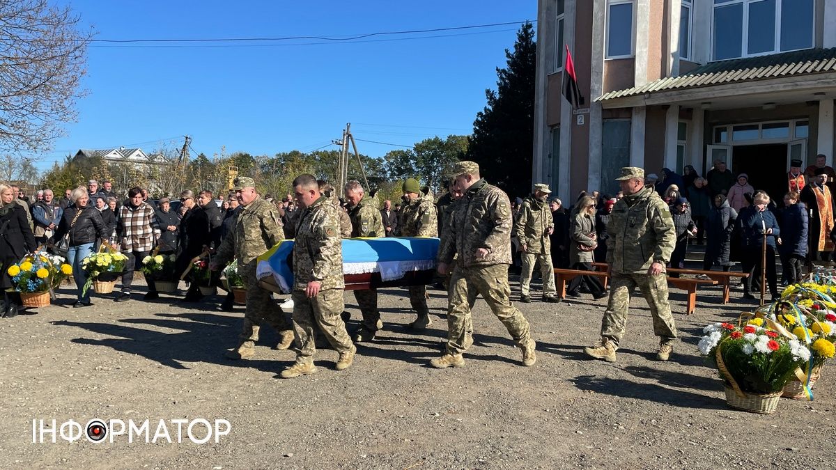П'ядики прощалися із захисником Юрієм Мокрицьким 7