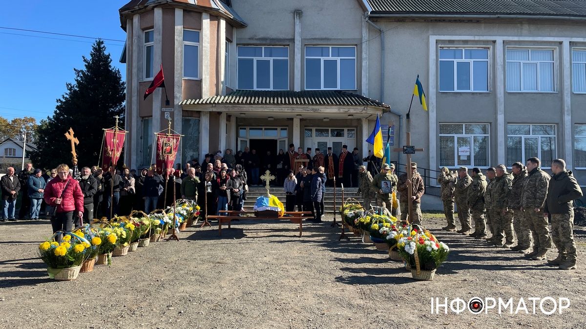 П'ядики прощалися із захисником Юрієм Мокрицьким 6