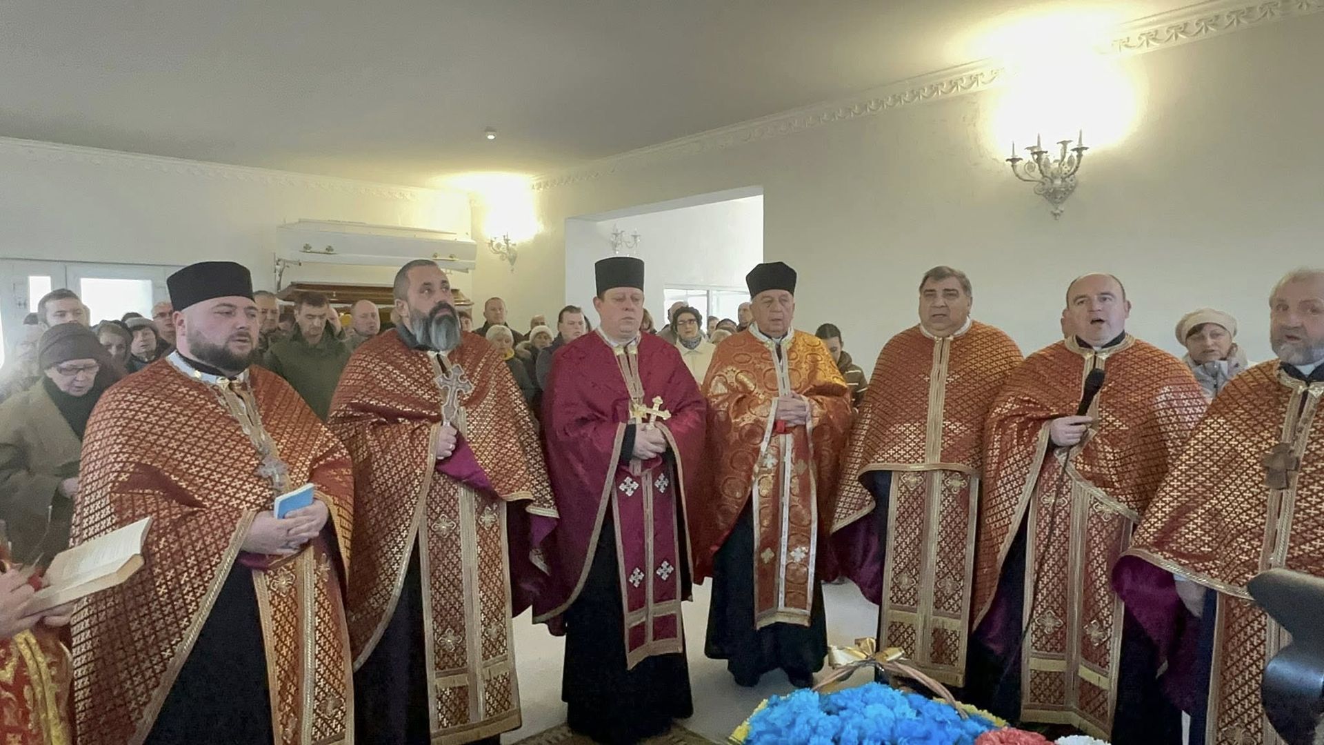 У Надвірній попрощались із загиблим Героєм Михайлом Сагайдою 11