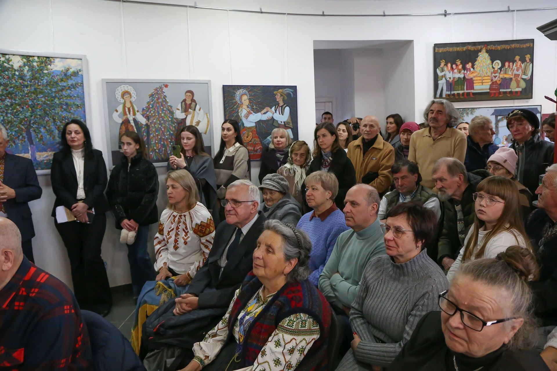 Родина Лесюків представила свою творчість у Коломиї 3