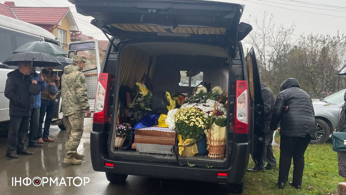 На Коломийщині провели в останню путь ветерана Олександра Жилака 9