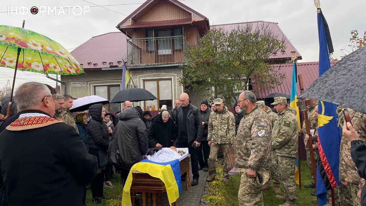 На Коломийщині провели в останню путь ветерана Олександра Жилака 3