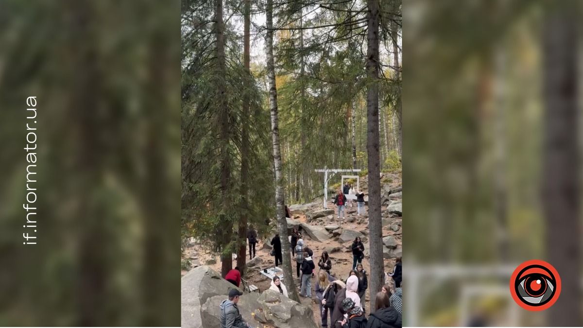 Між горами й водоспадами: фоторепортаж осіннього Яремче 3