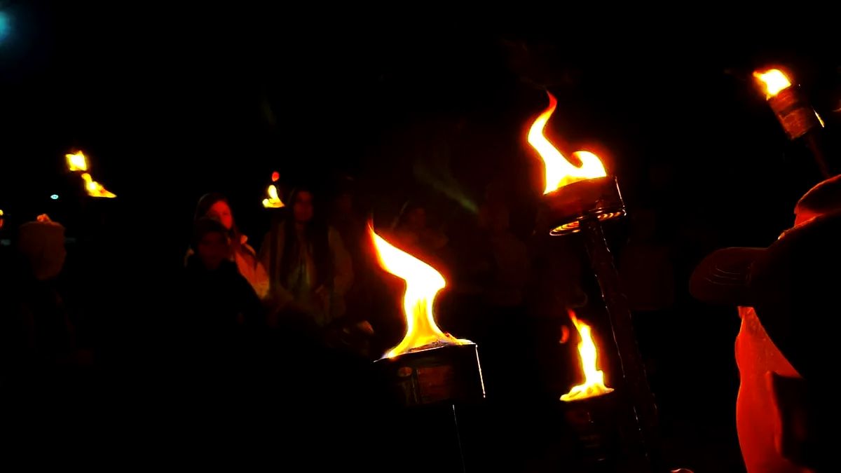 Смолоскипна хода