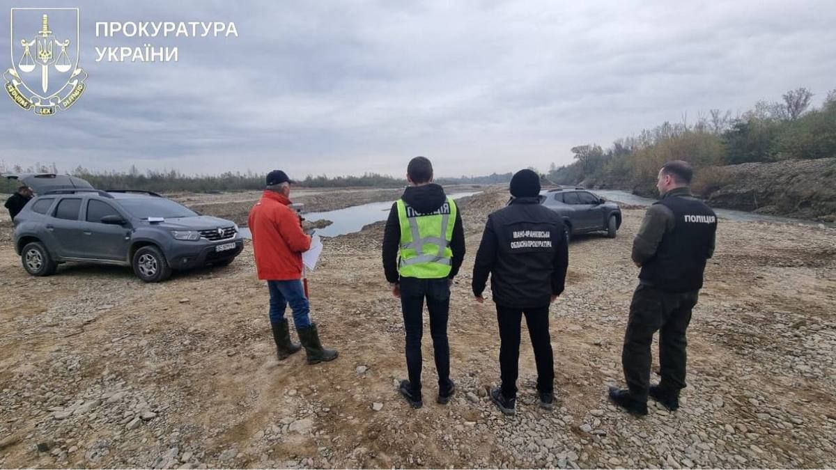 На Косівщині буковинець організував незаконний видобуток корисних копалин на річці Черемош 1