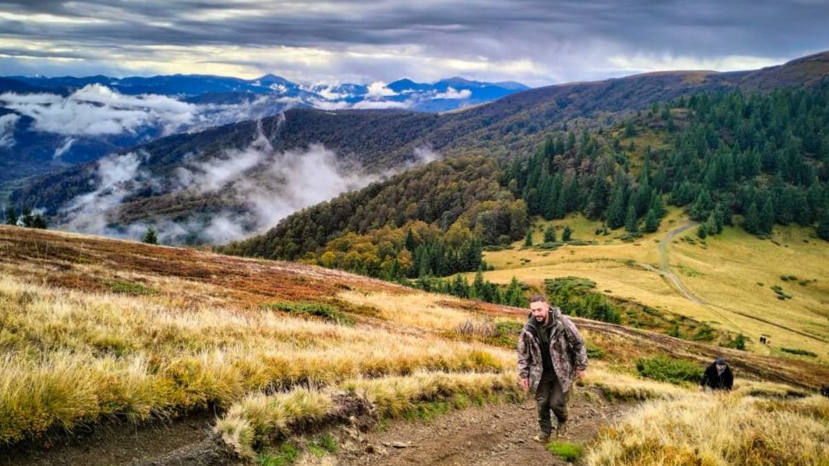 Військовослужбовець у Карпатах