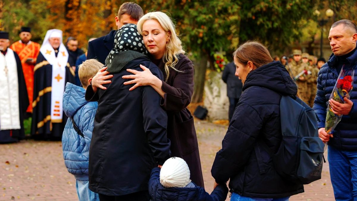 Загиблого захисника Василя Гладана з Городенківщини відзначили орденом «За мужність» ІІІ ступеня 1