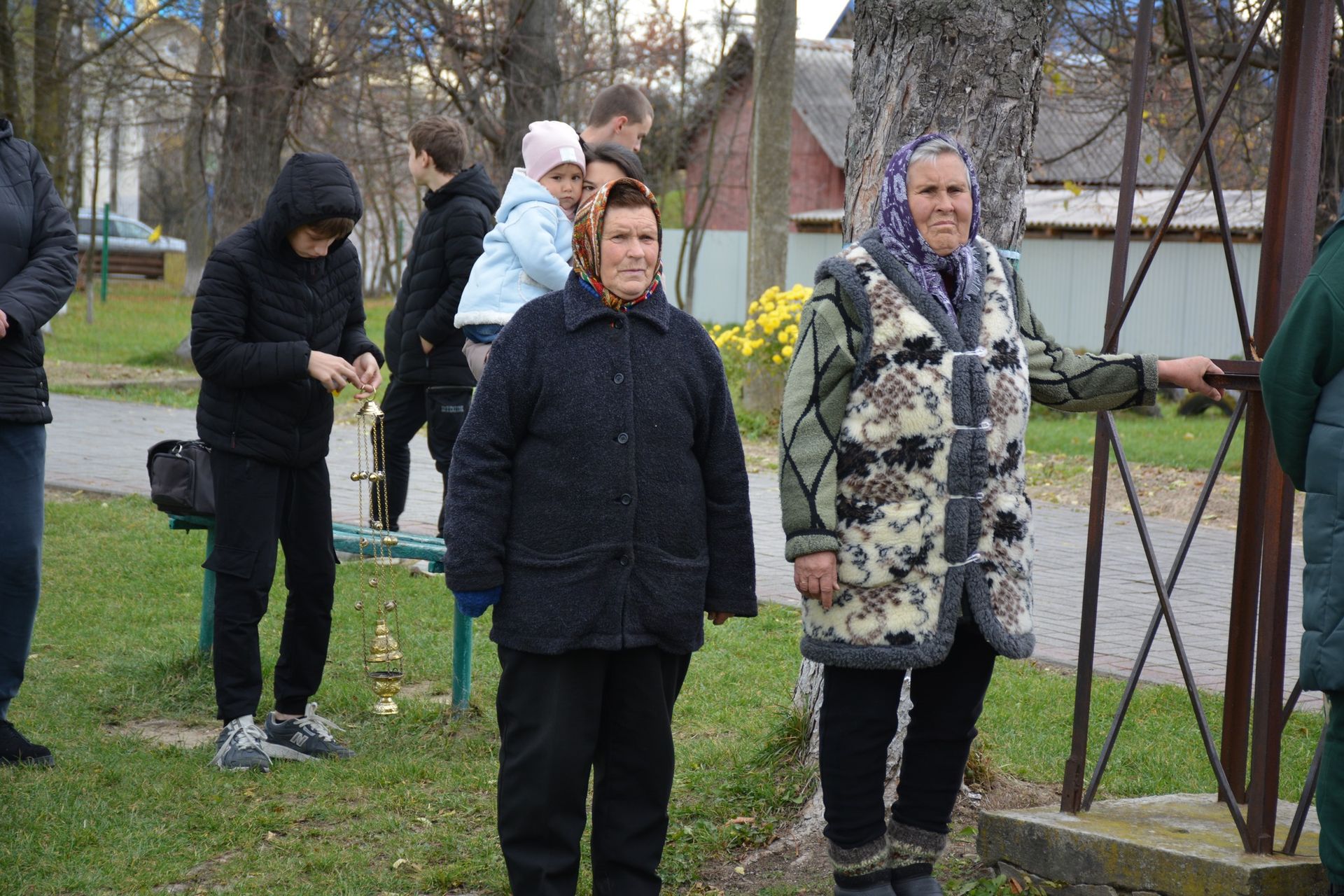 У Надвірнянській громаді відкрили памʼятні дошки трьом загиблим Героям 7