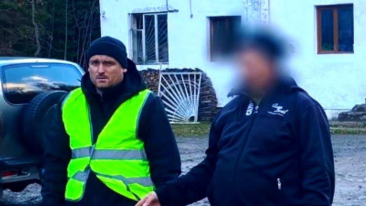 На Прикарпатті викрили чоловіка, який організував незаконний перетин кордону 1