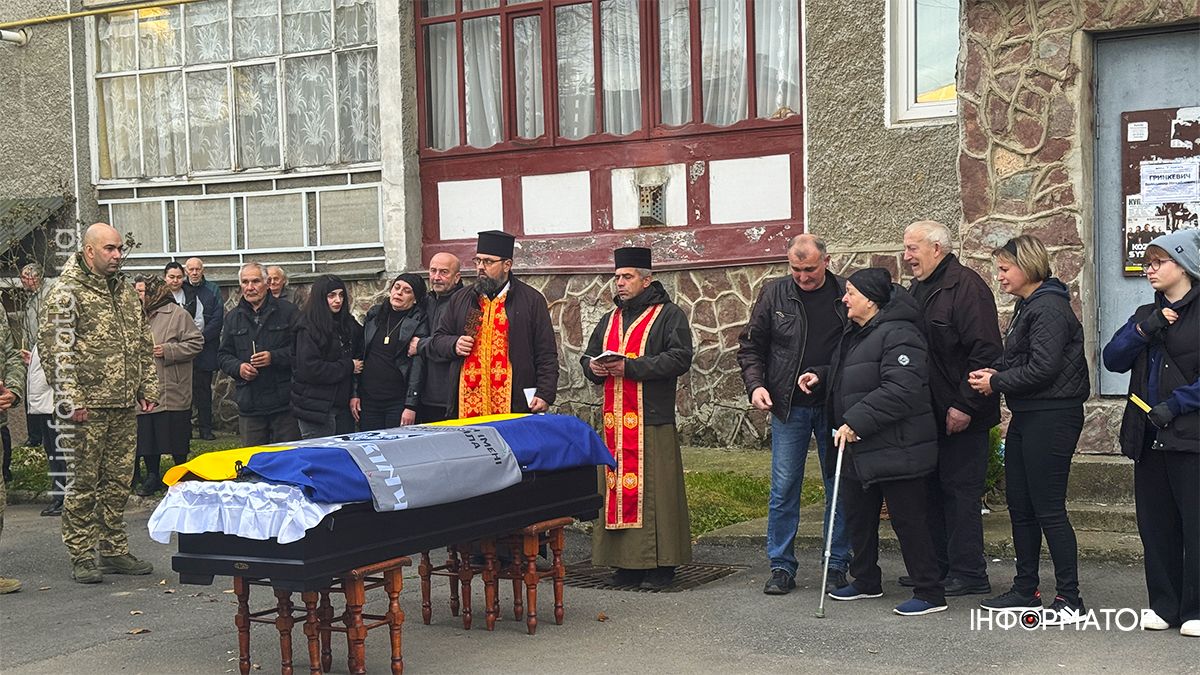 На вічний спочинок до Коломиї повернувся Володимир Гринкевич 5