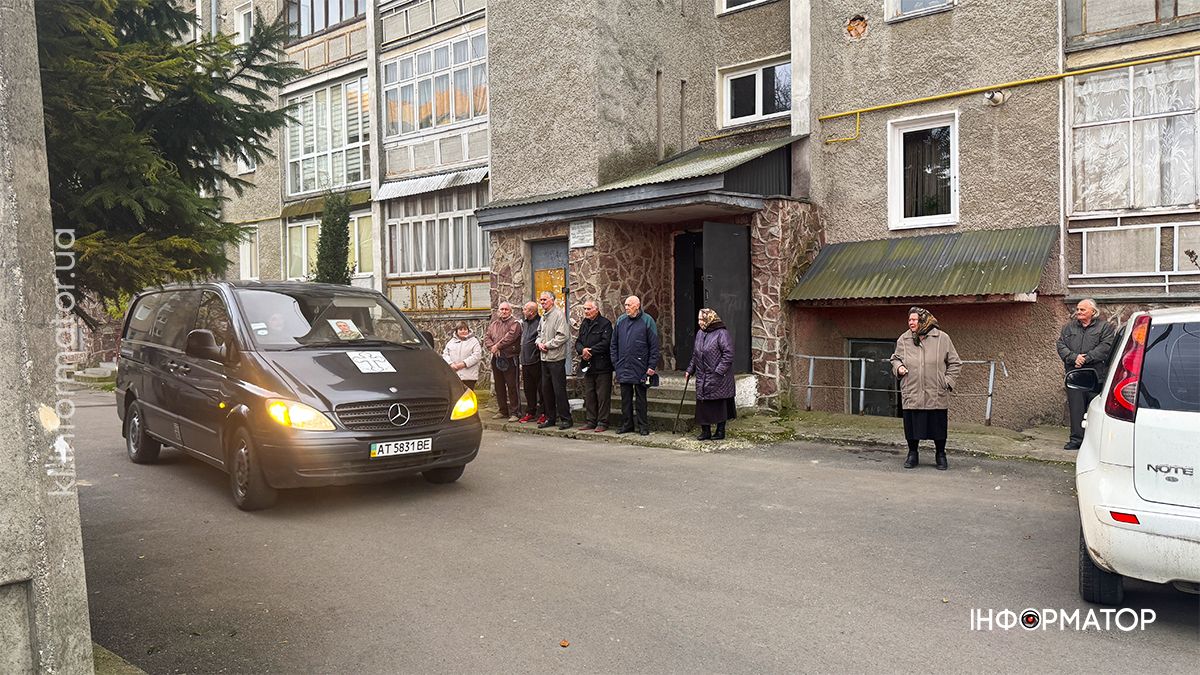 На вічний спочинок до Коломиї повернувся Володимир Гринкевич 1