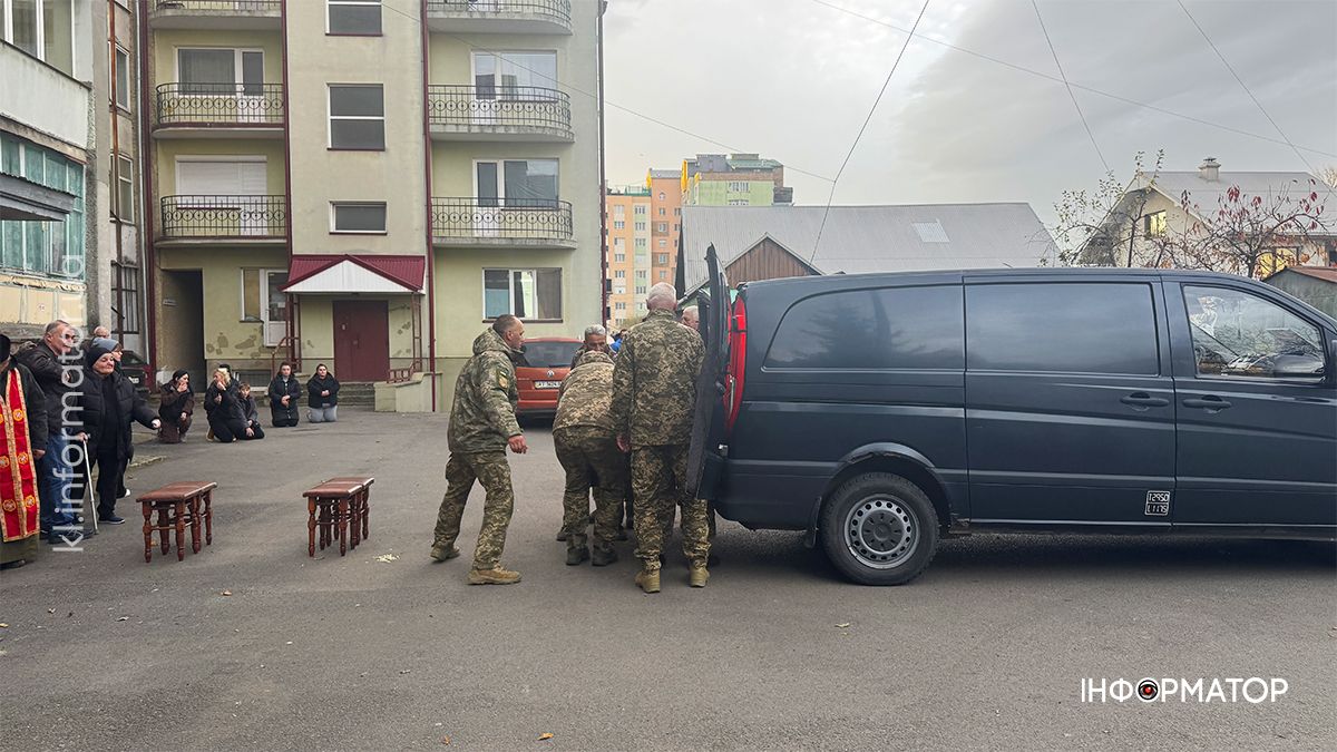 На вічний спочинок до Коломиї повернувся Володимир Гринкевич 2