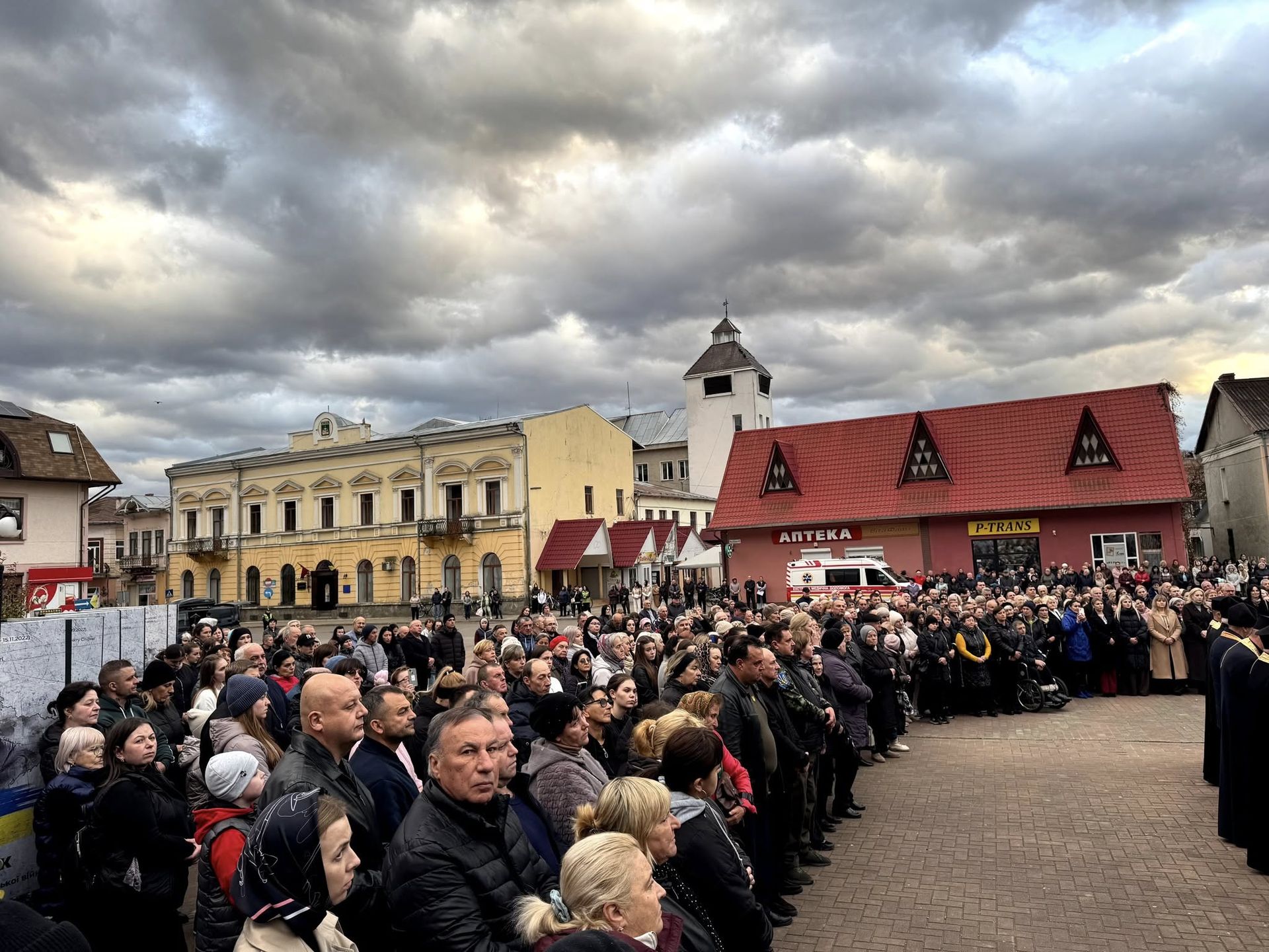 У Косові провели панахиду за полеглими Героями за участі Митрополита Епіфанія 14