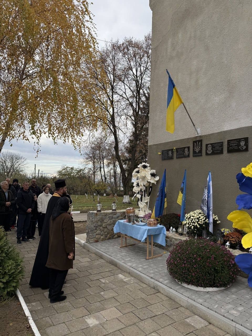 На Коломийщині відкрили меморіальні дошки двом військовослужбовцям 3