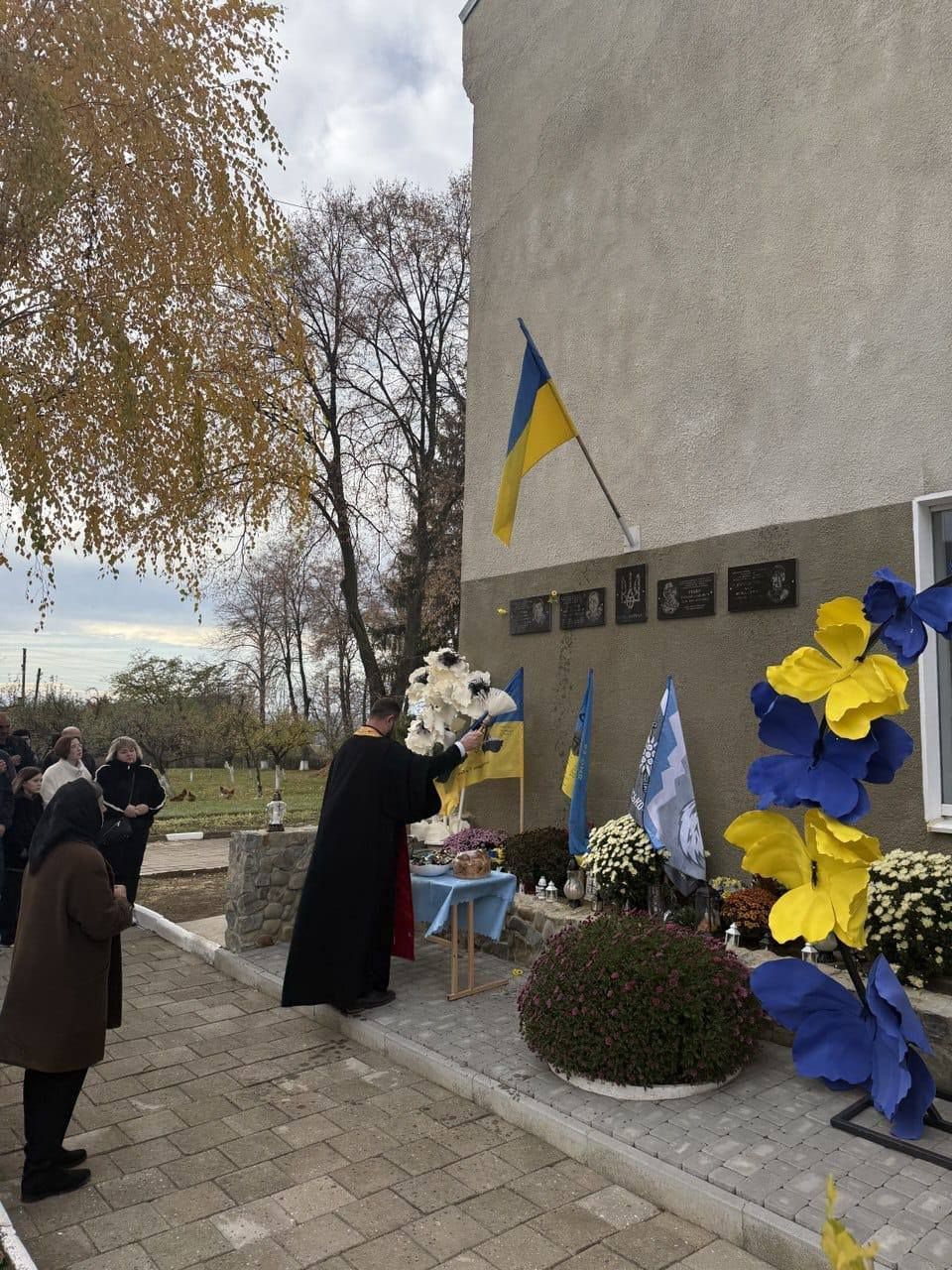 На Коломийщині відкрили меморіальні дошки двом військовослужбовцям 4