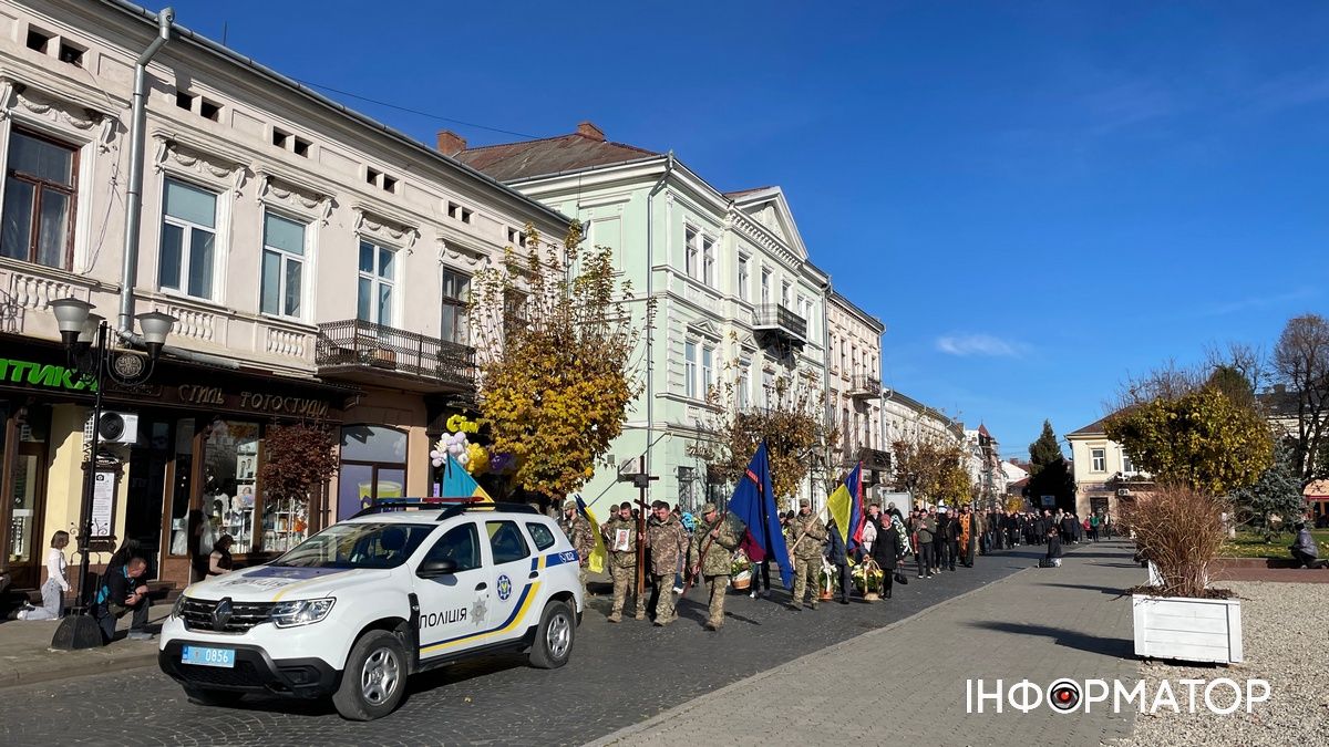 У Коломиї попрощалися із загиблим Героєм Володимиром Гринкевичем 7