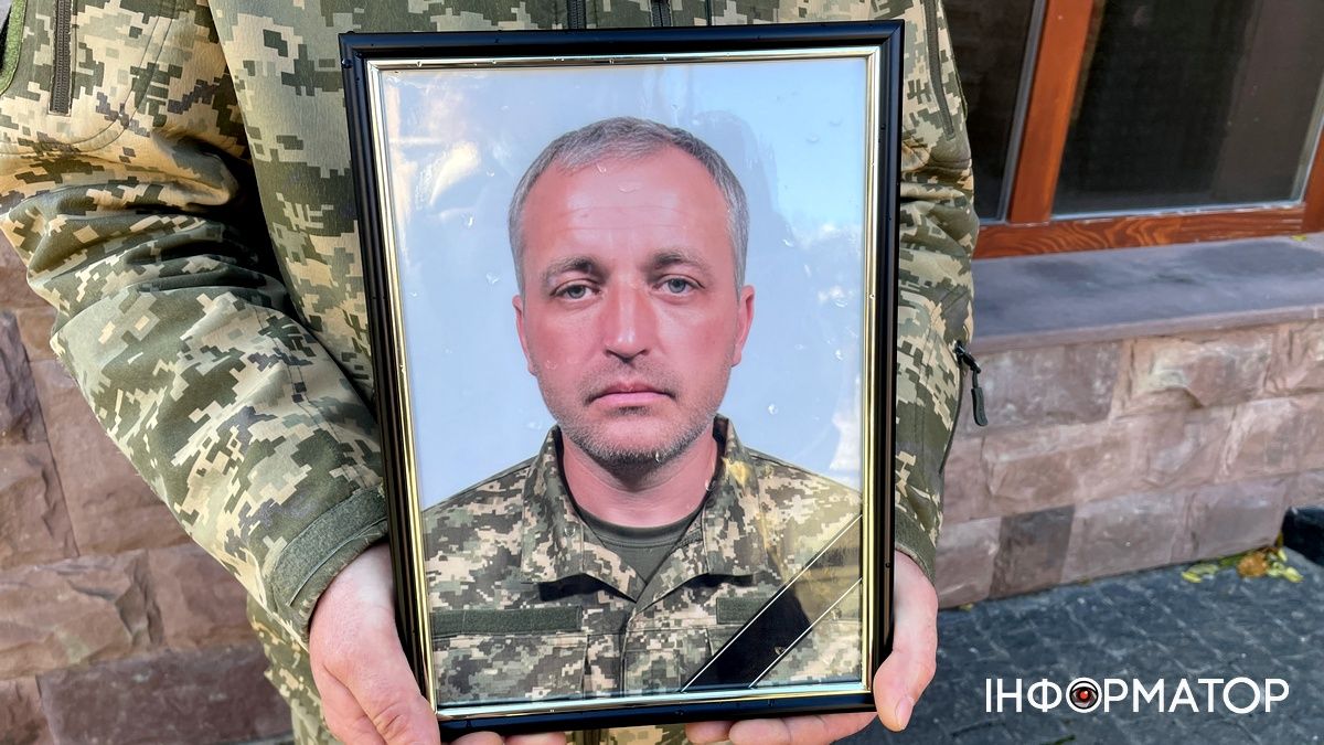 У Коломиї попрощалися із загиблим Героєм Володимиром Гринкевичем 1