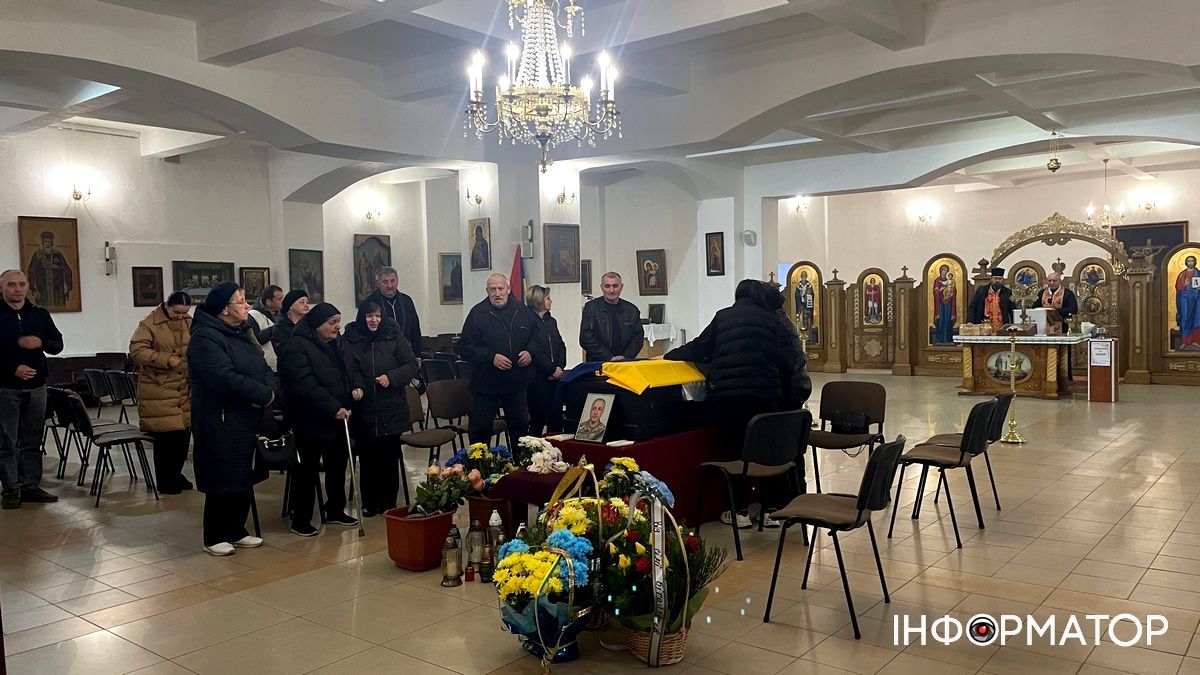 У Коломиї попрощалися із загиблим Героєм Володимиром Гринкевичем 2