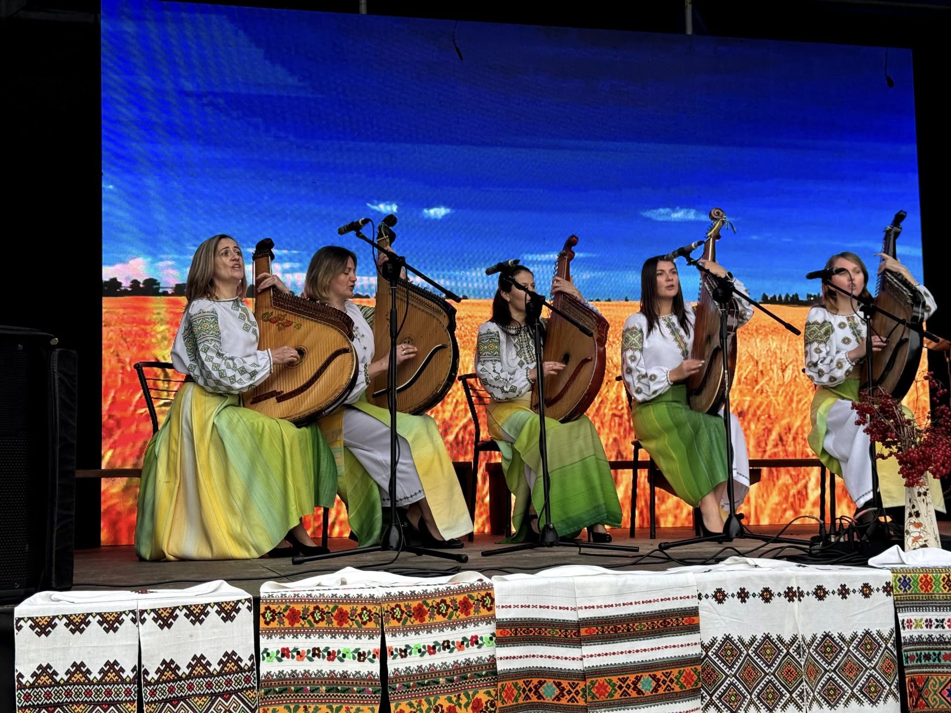 На Косівщині відкрили пам’ятник Святійшому Патріарху Володимиру Романюку 4