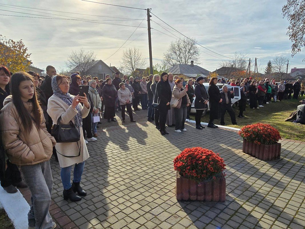 Алею Надії відкрили у селі Залуччя на Коломийщині 5