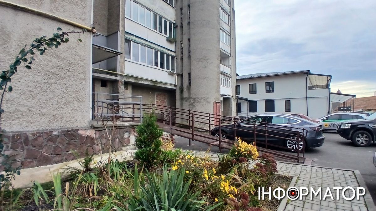 Хто, як і що будує біля 9-поверхівки на вул. Січових Стрільців, 23 у Коломиї 6