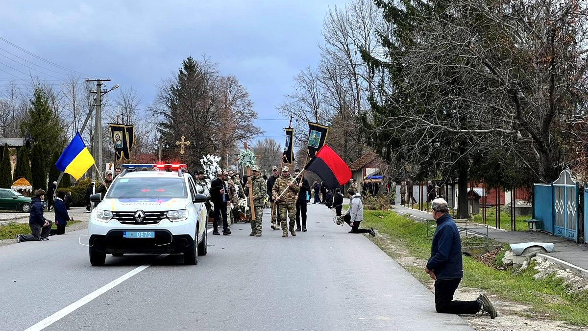 У Мишині на вічний спочинок провели Михайла Кавацюка 4