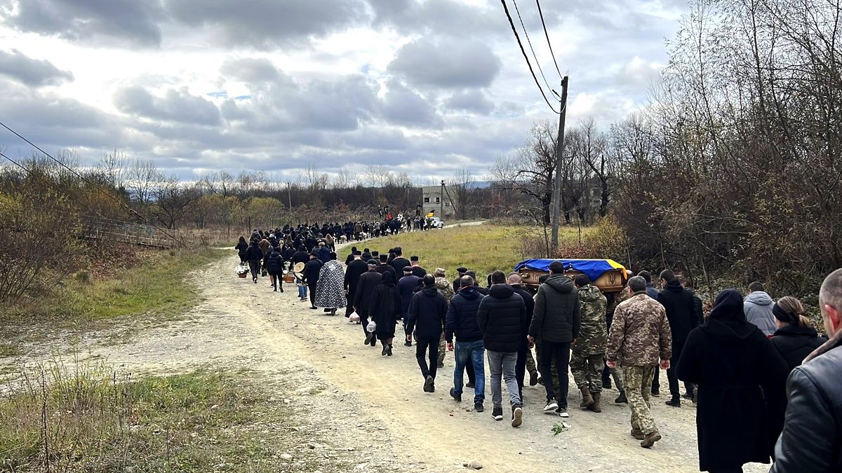 У Мишині на вічний спочинок провели Михайла Кавацюка 2