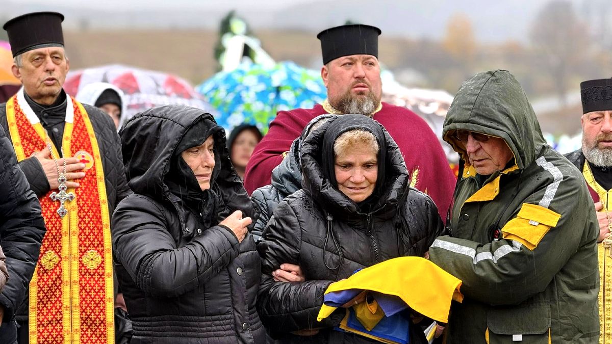 У Отинії відбувся чин похорону воїна Миколи Жураківського 2