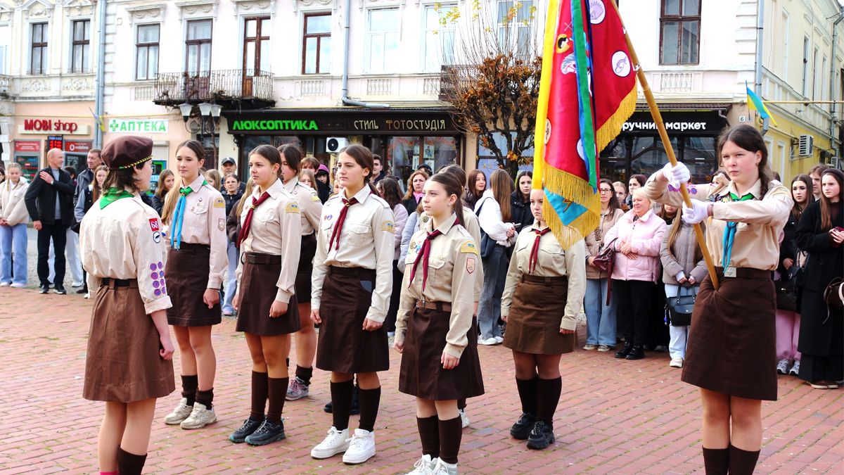 Конкурс патріотичної та стройової пісні пройшов у Коломиї. Хто переміг? 7