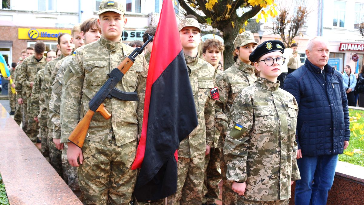 Конкурс патріотичної та стройової пісні пройшов у Коломиї. Хто переміг? 6