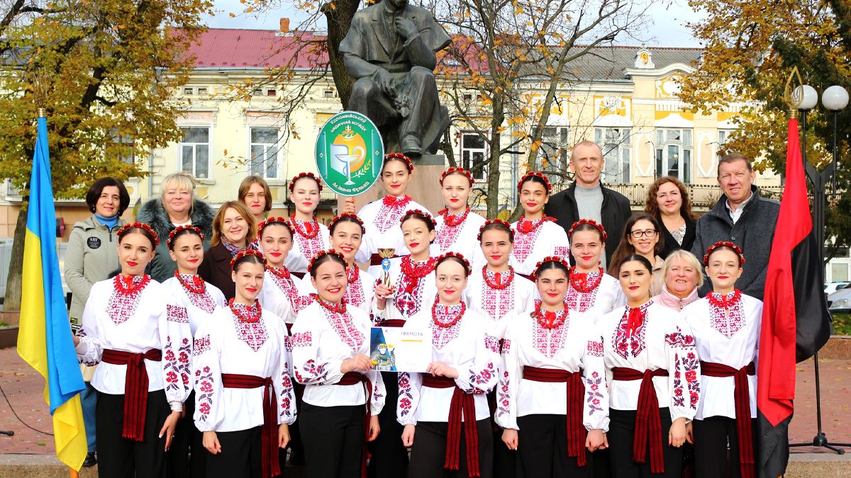 Конкурс патріотичної та стройової пісні пройшов у Коломиї. Хто переміг? 2