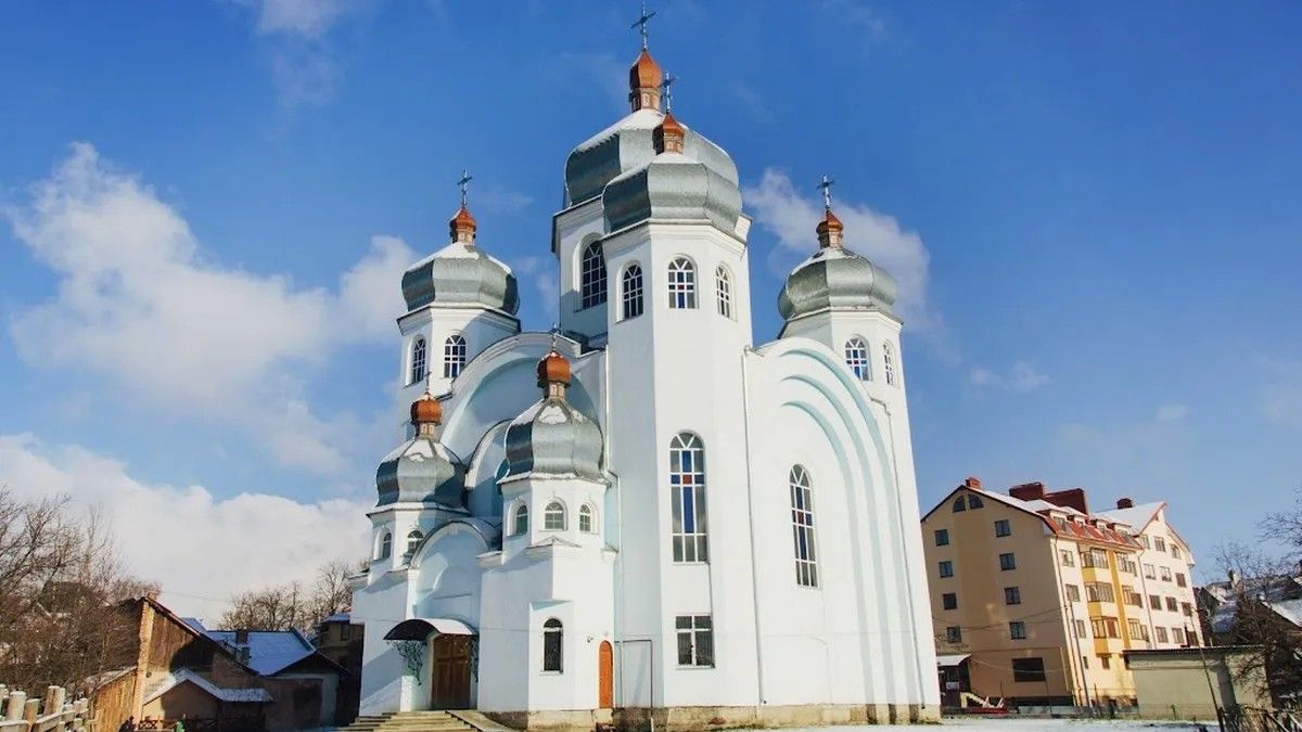 Собор святого Архистратига Михаїла: розклад Богослужінь у храмах Коломиї 3