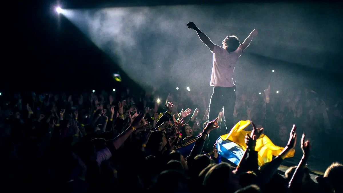 Музика, що подолала стіни й виховала два покоління українців | Рецензія на фільм "Спостереження шторму" про історію групи "Океан Ельзи" 3