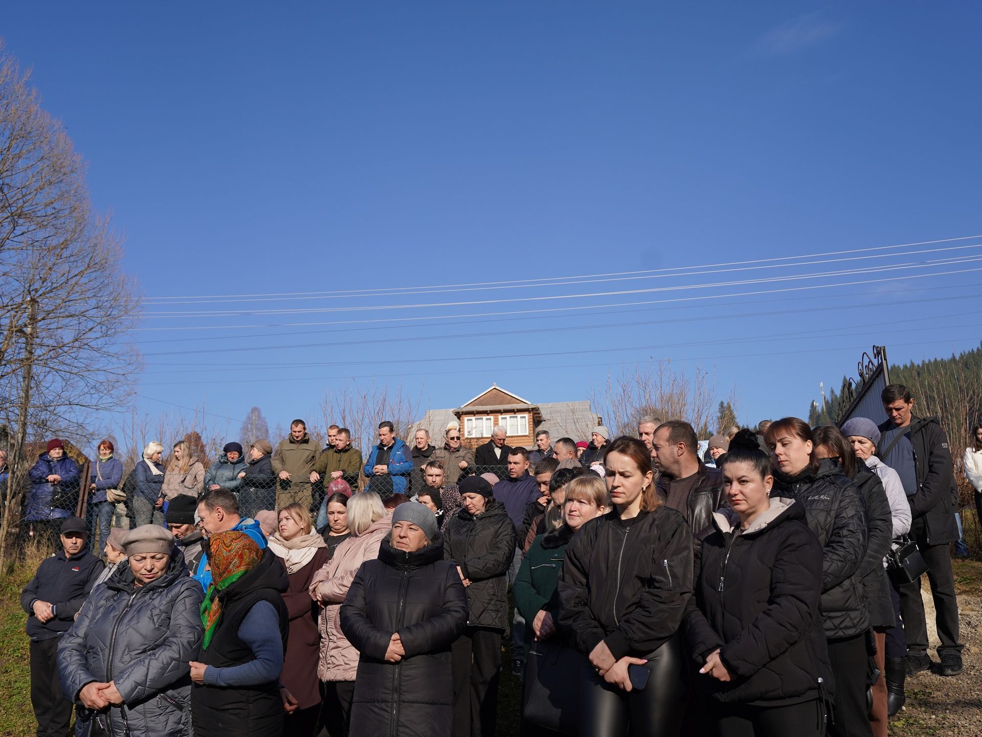 У Ворохті попрощались з померлим воїном Марʼяном Басарабою 7