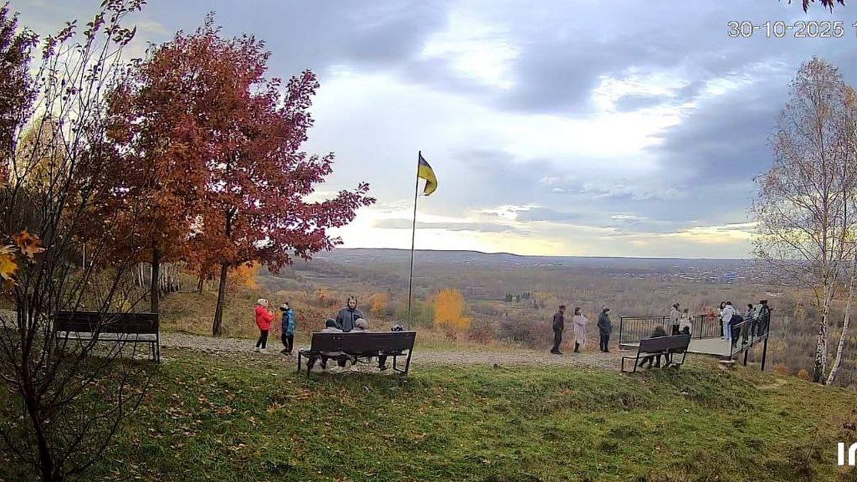 Як на Стрітенському мосту та горі Юріїв працюють камери | ВІДЕО 2