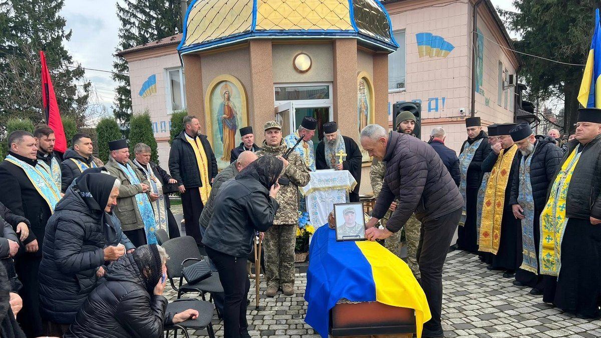 Городенківська громада зустріла полеглого захисника Романа Самарагу