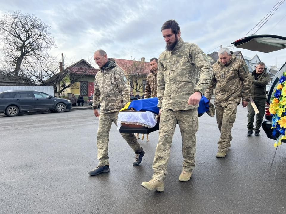 Городенківська громада зустріла полеглого захисника Романа Самарагу 1