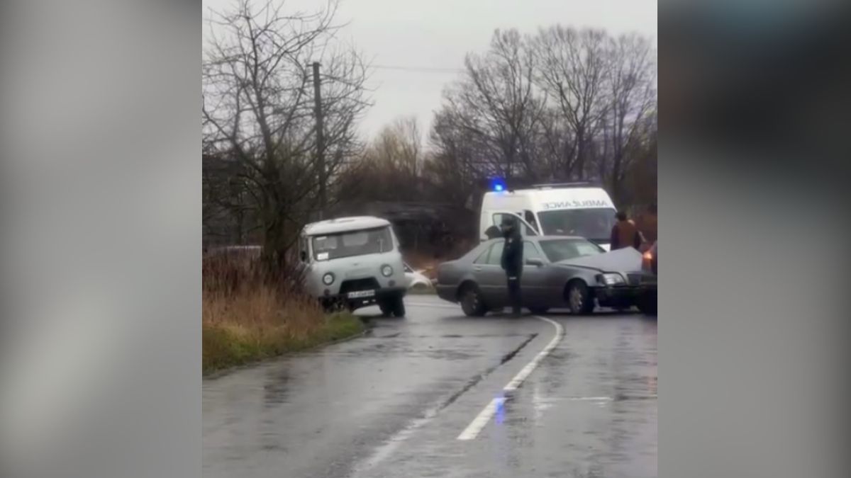 Фото - скріни з телеграм-каналів
