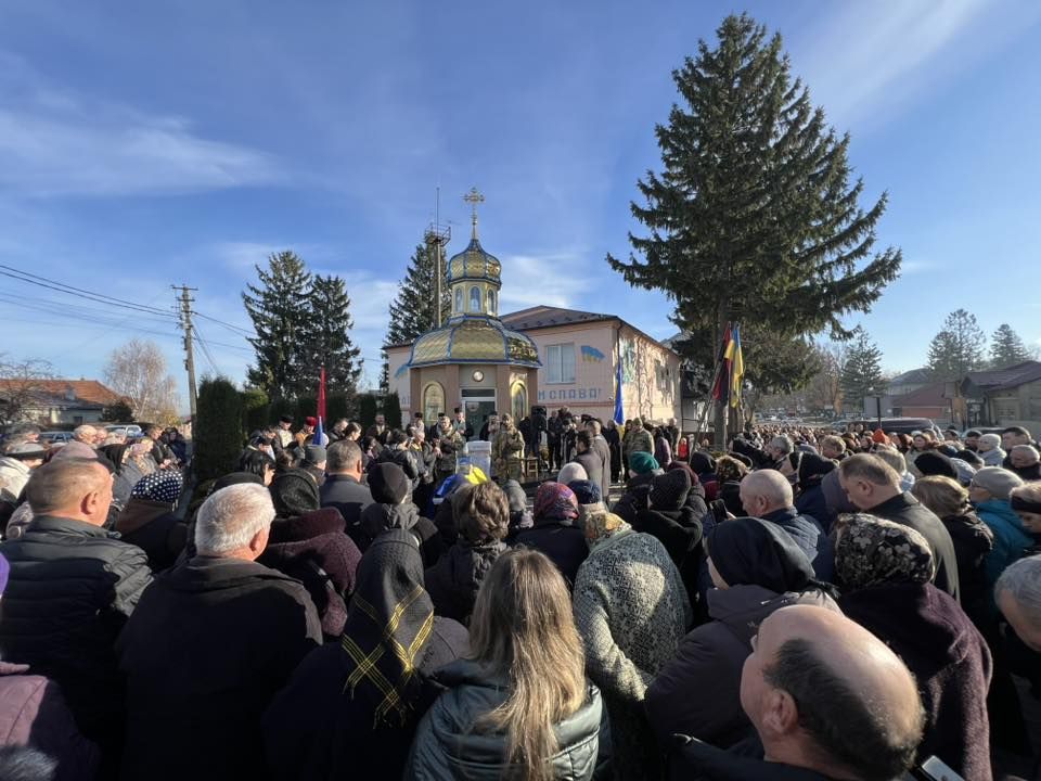 У Городенці зустріли скорботний кортеж Героя Степана Човганюка 8