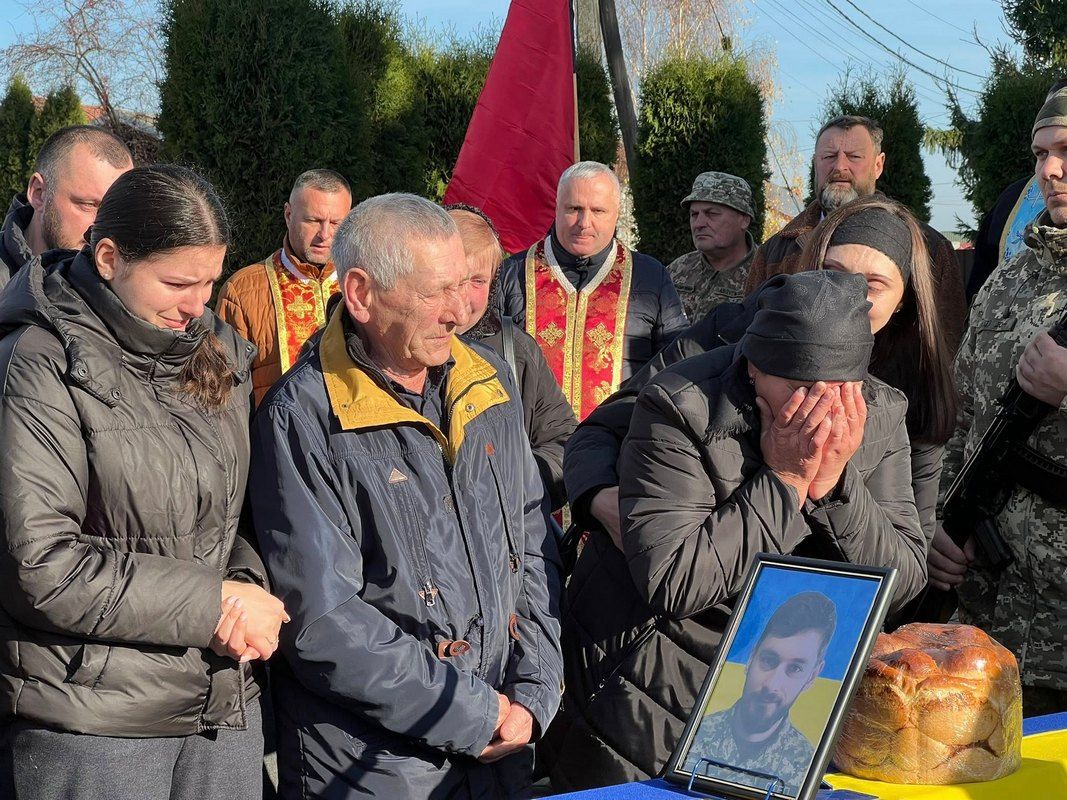 У Городенці зустріли скорботний кортеж Героя Степана Човганюка 7