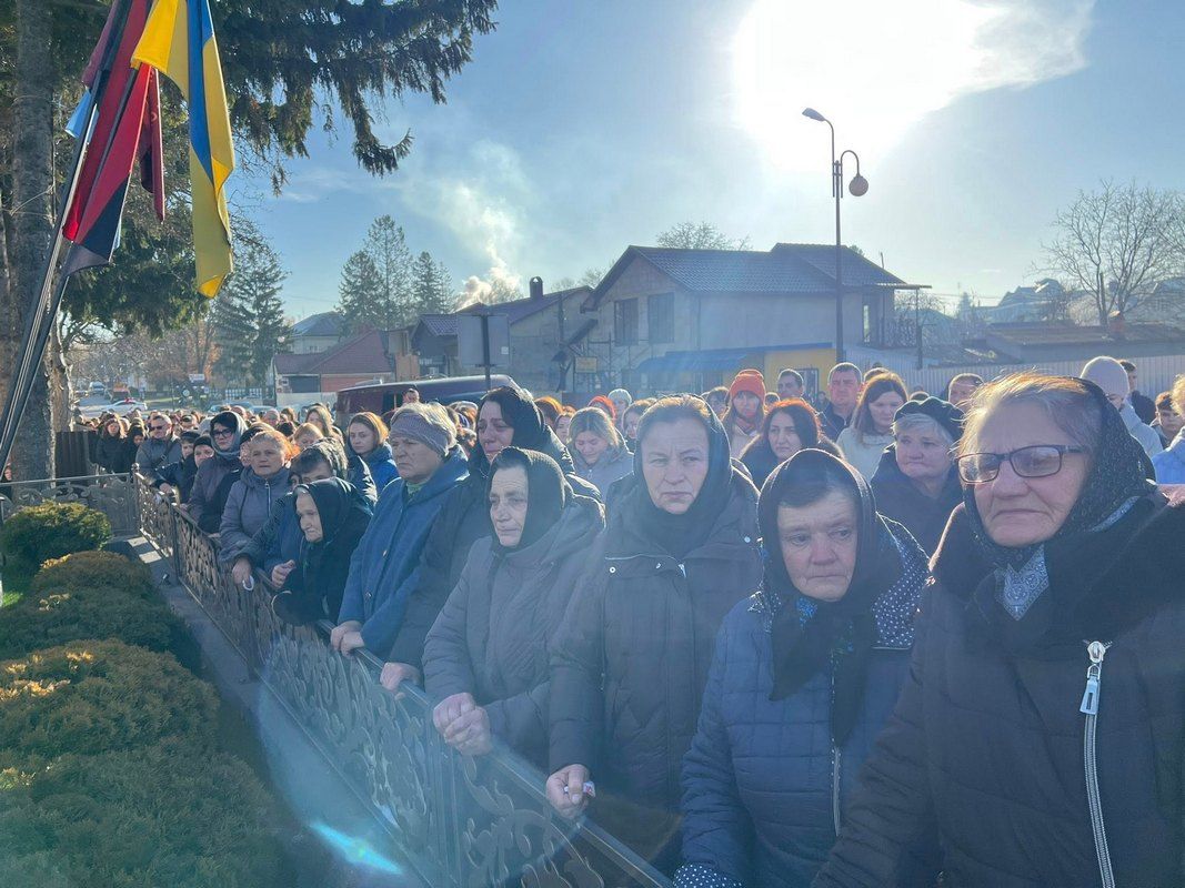 У Городенці зустріли скорботний кортеж Героя Степана Човганюка 4