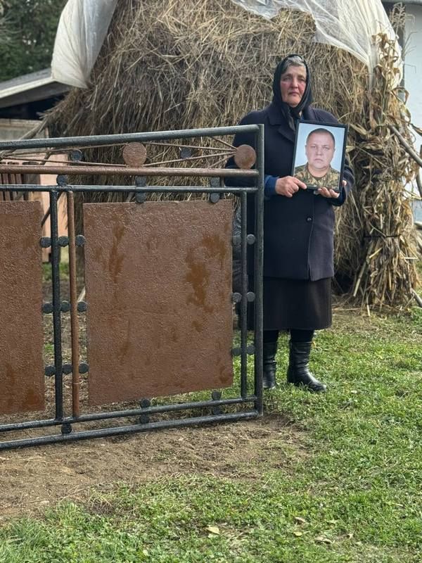 До Печеніжина на вічний спочинок повернувся воїн Юрій Балинець, який рік вважався зниклим безвісти 6