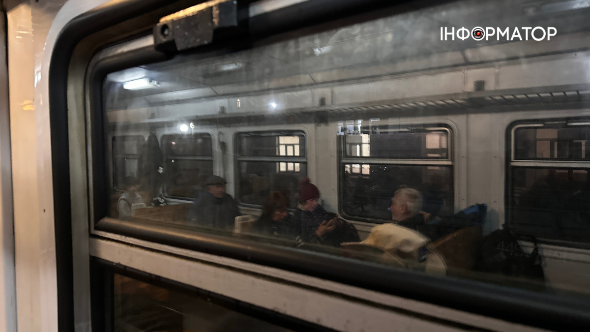 Розвалюється на ходу: як нині виглядає карпатська легенда — поїзд "Коломия — Рахів" 14