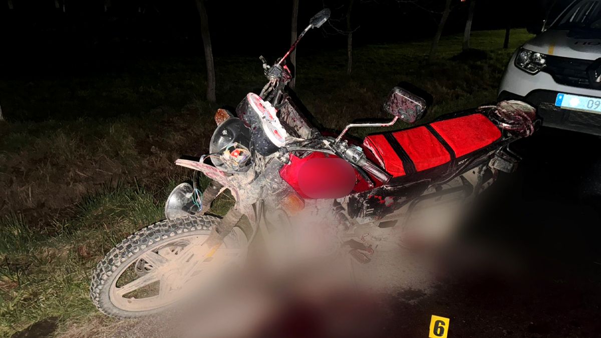 У Пістині мотоцикліст збив пішохода, який рухався проїзною частиною 1