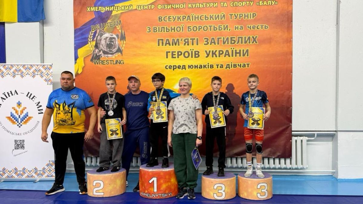 Тріумф юних борців: коломияни здобули нагороди на відкритому турнірі у Хмельницькому 1