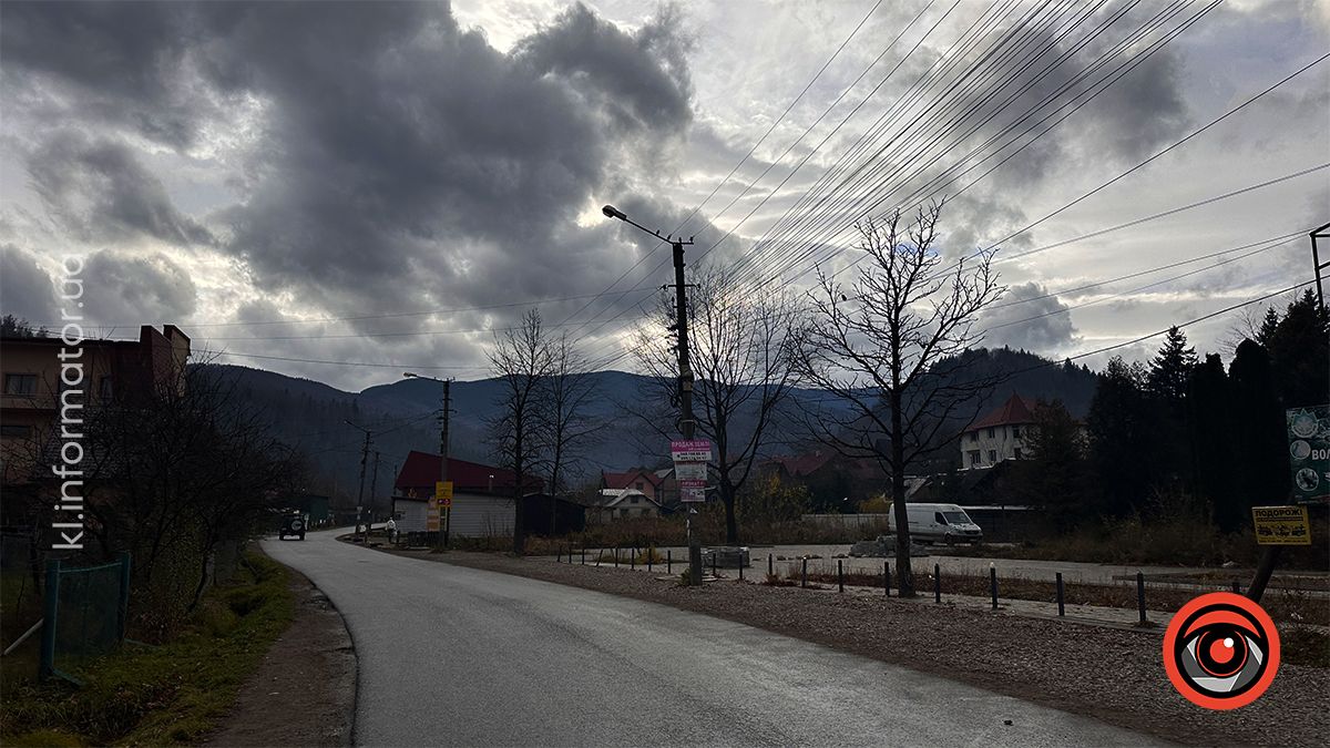 Похмурі гори та бурхливі водоспади: фоторепортаж майже зимового Яремче 10