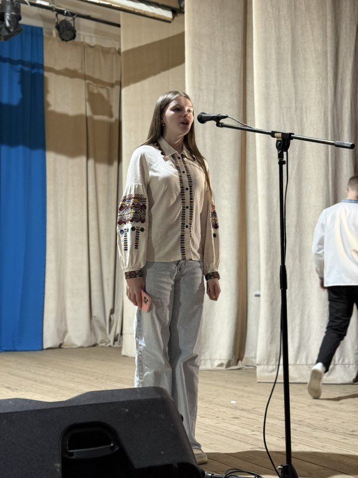 В Отинії відбувся патріотичний конкурс "Гідні та вільні на своїй землі — 2025" 2
