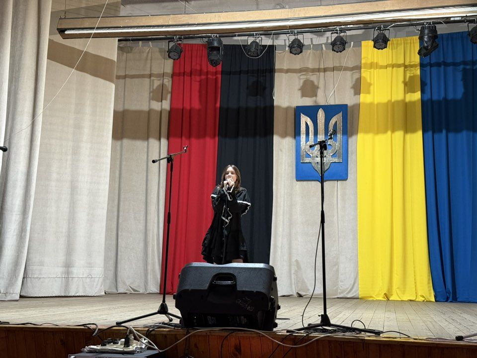 В Отинії відбувся патріотичний конкурс "Гідні та вільні на своїй землі — 2025" 11