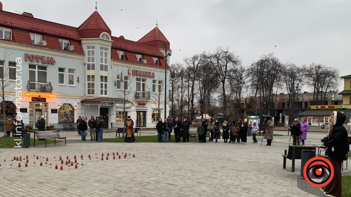 У Коломиї відбувся тематичний перформанс до Дня пам’яті жертв Голодомору 3